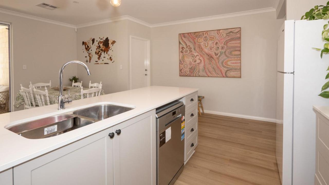 Serenity By The Sea Busselton Exterior photo